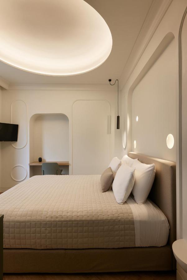 Dwell - Elegant City Stay Atenas Exterior foto